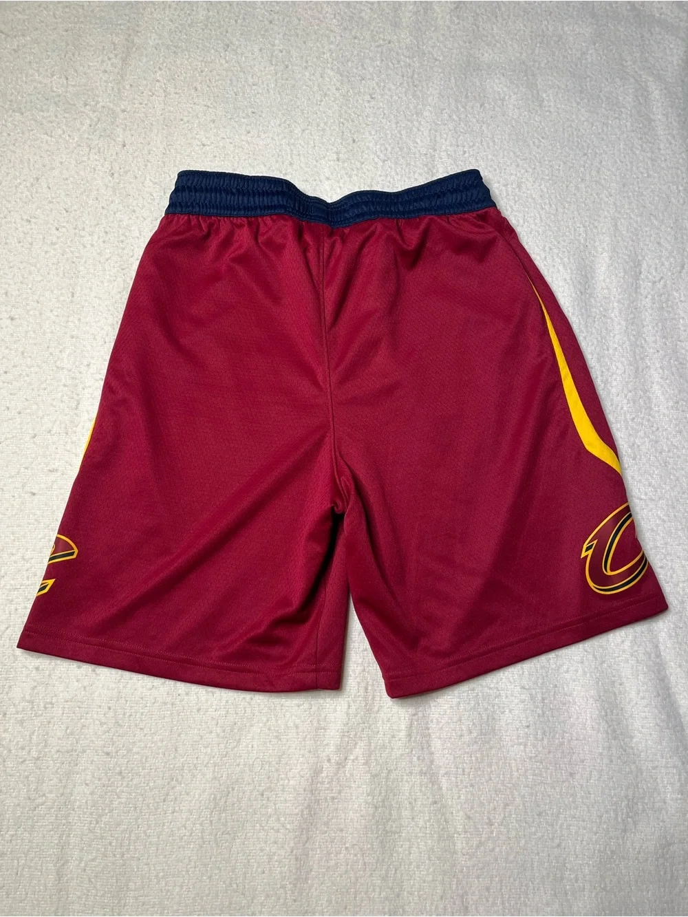 Nike NBA Cleveland Cavaliers Red Basketball Shorts Mens 34 M Lebron James Jersey